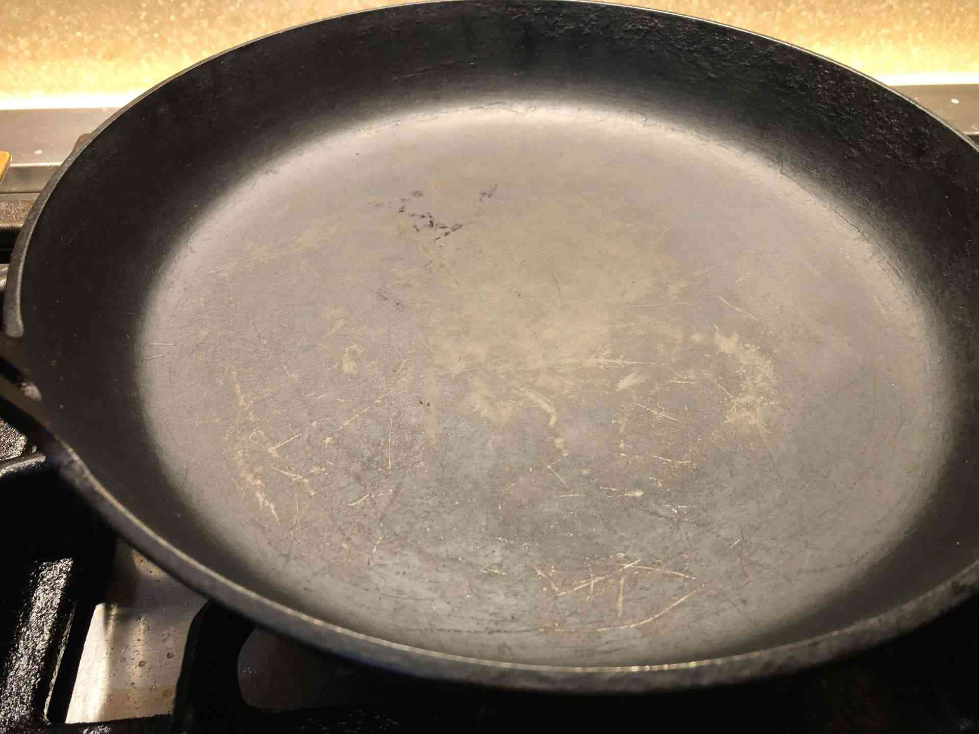 metal of the pan