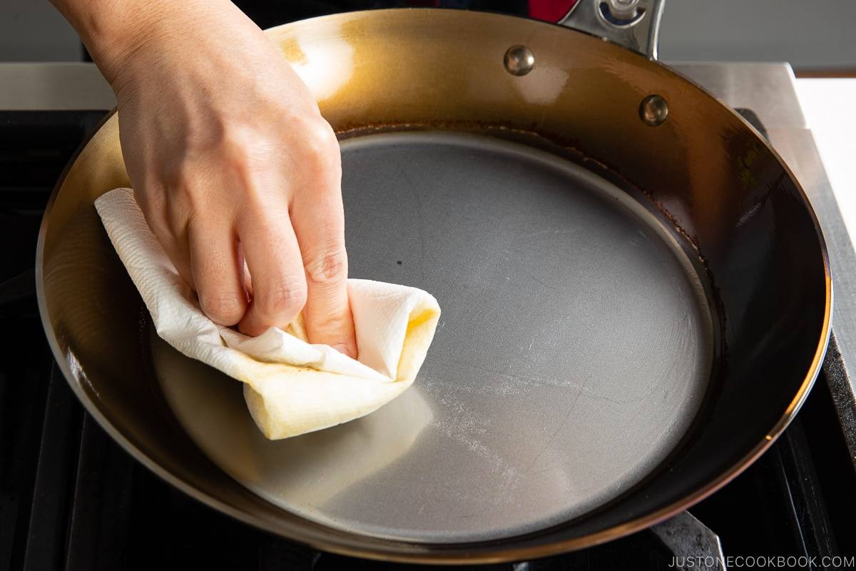 Fix Sticky Spots on a Carbon Steel Pan